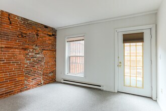 1750 Washington St, Unit 2 in Boston, MA - Building Photo - Building Photo