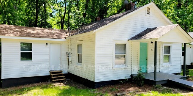 924 Airline Ext in Shelby, NC - Building Photo - Building Photo