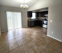 12233 Conneticut Woods Ct in Orlando, FL - Building Photo - Building Photo
