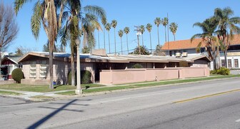 1970 N Arrowhead Ave in San Bernardino, CA - Building Photo