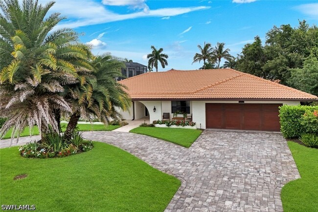 property at 517 Parkwood Ln