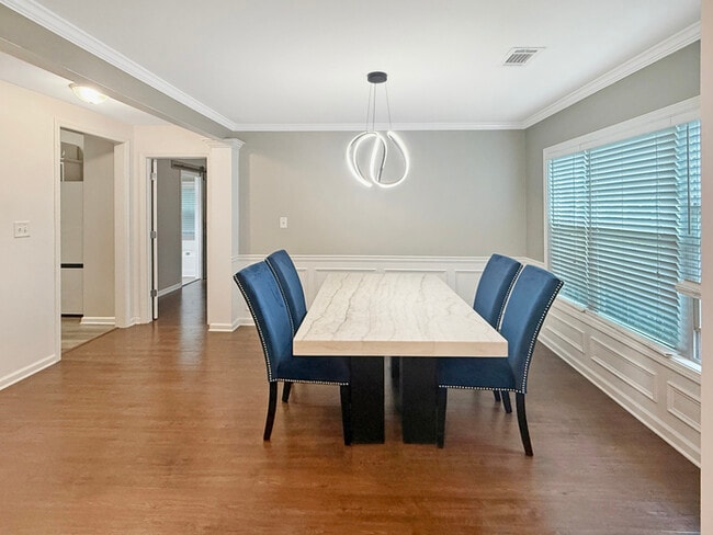 2607 Woodford Ln NE in Buford, GA - Building Photo - Building Photo