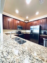 10285 Via Colomba Circle in Ft. Myers, FL - Building Photo - Building Photo