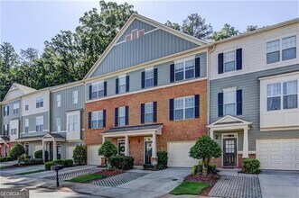 1754 Oak Brook Ln NW in Kennesaw, GA - Building Photo - Building Photo