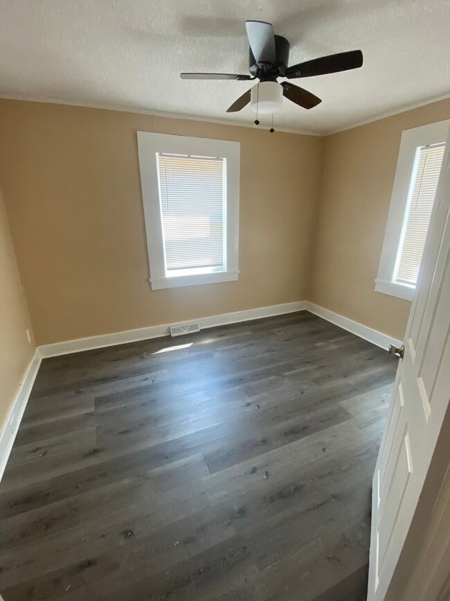 303 Mobley St in Clover, SC - Building Photo - Building Photo