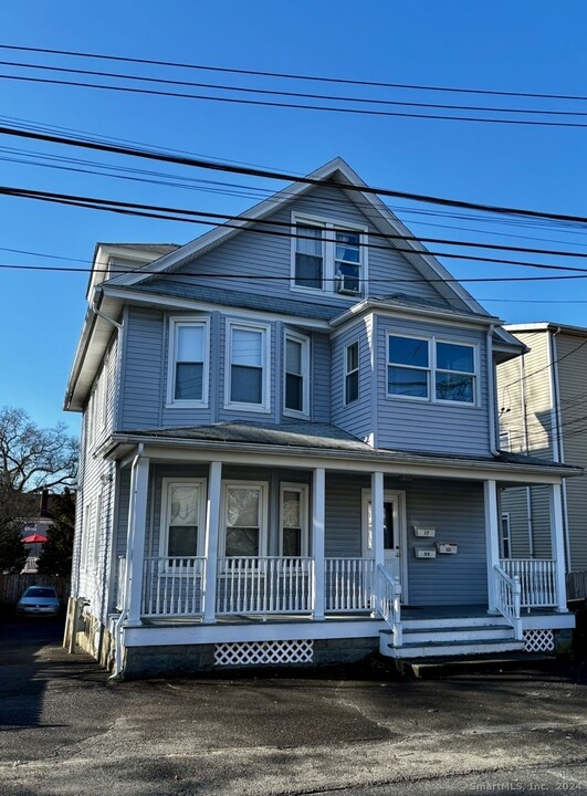 99 Grace St in Fairfield, CT - Building Photo