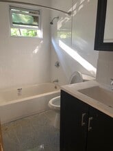 12 Logan St, Unit 2 in Boston, MA - Building Photo - Building Photo