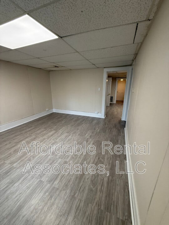 2338 W Becher St in Milwaukee, WI - Building Photo