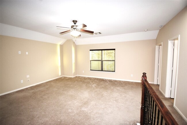 property at 51 S Greenprint Cir