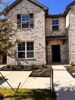 224 Wagon Spoke Wy in Fort Worth, TX - Building Photo