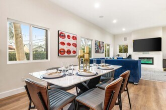 1400 N Orange Dr in Los Angeles, CA - Building Photo - Building Photo