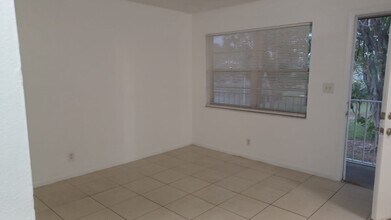 5180 NE 6th Ave in Oakland Park, FL - Building Photo - Building Photo