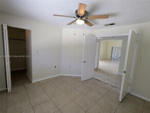 15201 Glenmoor Dr in West Palm Beach, FL - Building Photo - Building Photo