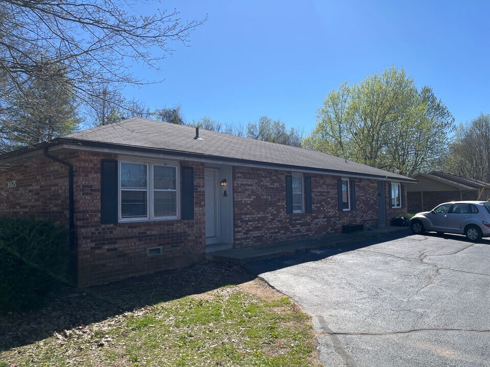 1075 S Kansas Ave-Unit -A in Springfield, MO - Building Photo