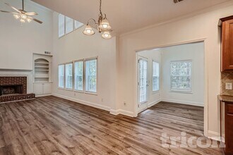 612 Peach Pl in Loganville, GA - Foto de edificio - Building Photo