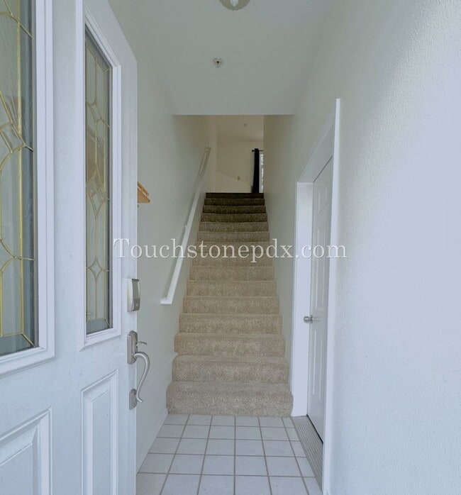 14340 SW Cougar Ridge Dr in Beaverton, OR - Building Photo - Building Photo
