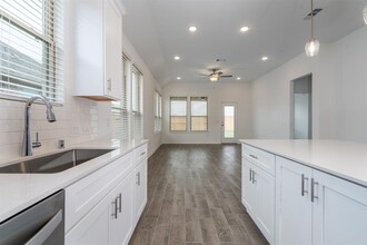 15126 Wild Gully Wy in Conroe, TX - Foto de edificio - Building Photo