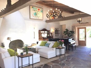 1105 Stratford Ct in Del Mar, CA - Building Photo - Building Photo