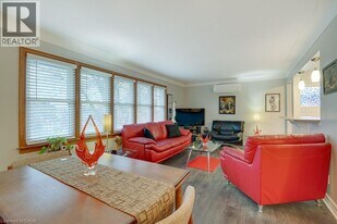 69 Edinburgh Rd in Kitchener, ON - Building Photo