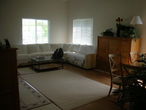 4439 W Lawn Ave in Gurnee, IL - Building Photo - Building Photo