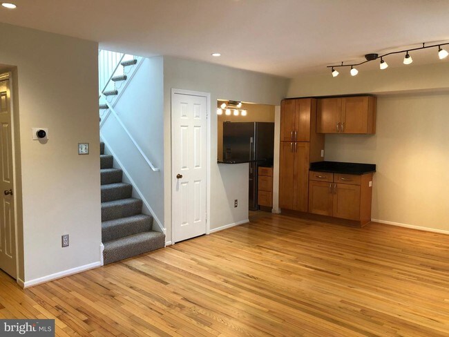 1730 16th St NW-Unit -9 in Washington, DC - Foto de edificio - Building Photo