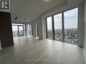 1285 Dupont St in Toronto, ON - Building Photo - Building Photo