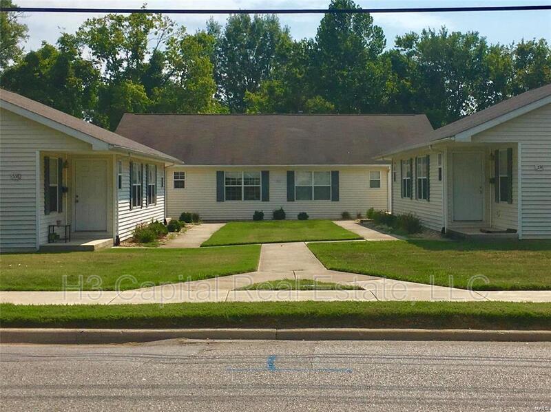 538 N Monroe St in Lebanon, IL - Building Photo