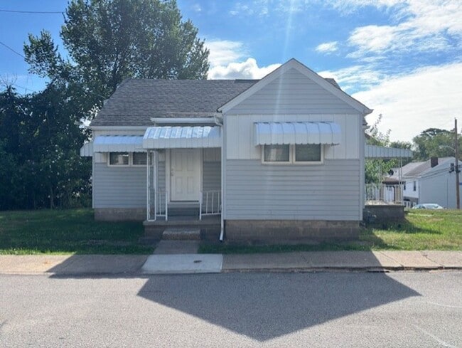 property at 2401 Salisbury St
