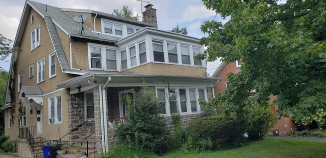 property at 606 Penfield Ave