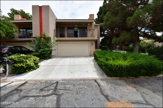 5900 Mira Hermosa Dr in El Paso, TX - Building Photo - Building Photo