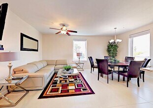 110 E Amberjack St, Unit San Francisco Condos in South Padre Island, TX - Building Photo - Building Photo