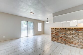 5318 Botany Ln in Houston, TX - Building Photo - Building Photo