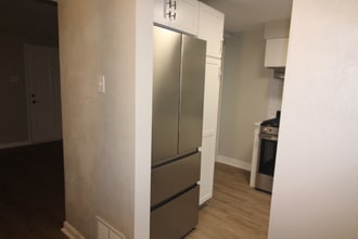 504 Maytide St in Pittsburgh, PA - Building Photo - Building Photo