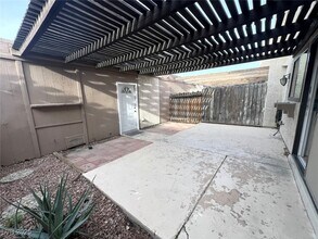 4628 Michillinda Ln in Las Vegas, NV - Building Photo - Building Photo