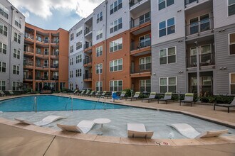 One305 Central in Charlotte, NC - Building Photo - Building Photo