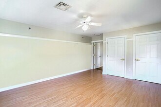 504 E Church St in Champaign, IL - Building Photo - Building Photo