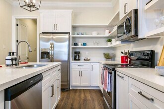 1822 Martin Luther King Jr Blvd in New Orleans, LA - Building Photo - Building Photo