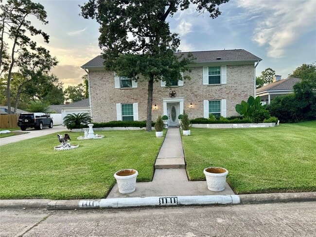 property at 1111 Doral Ln
