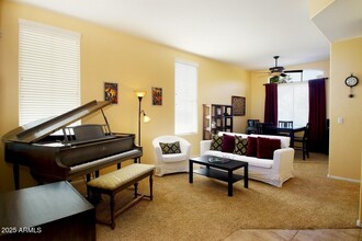 239 W Desert Ave in Gilbert, AZ - Building Photo - Building Photo
