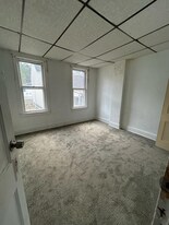 814 E Pine St in Mahanoy City, PA - Building Photo