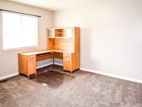 538 W 1595 N in Logan, UT - Foto de edificio - Building Photo