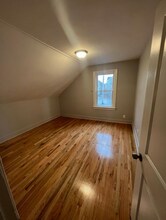 159 High St-Unit -Unit 4 in Fall River, MA - Building Photo - Building Photo