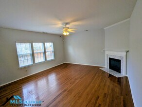 4807 Mistletoe Ln in Durham, NC - Building Photo - Building Photo