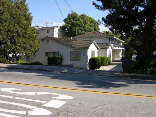 1666 159th Ave in San Leandro, CA - Foto de edificio - Building Photo