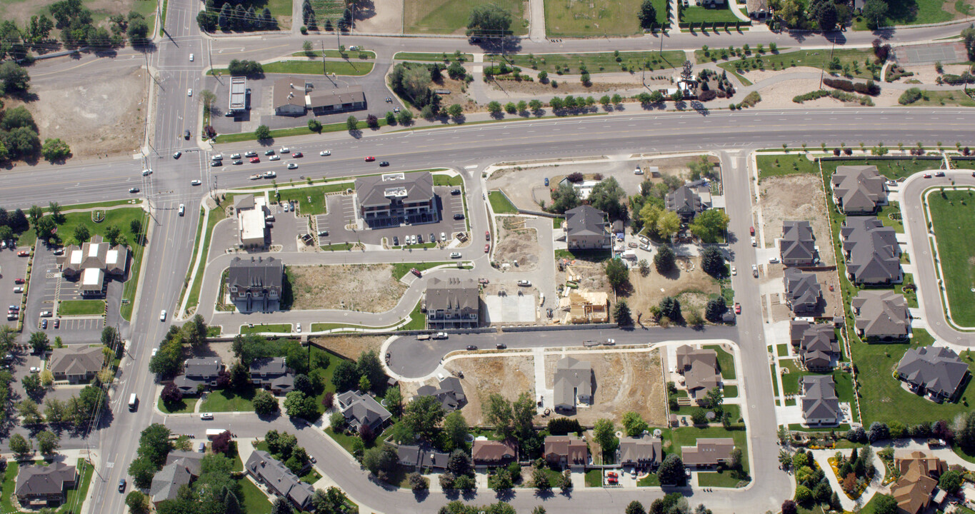 Olde Ivy Townhomes in Provo, UT - Building Photo