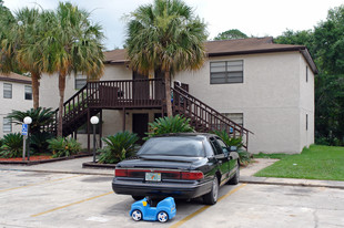 Tyndall Lake Apartments