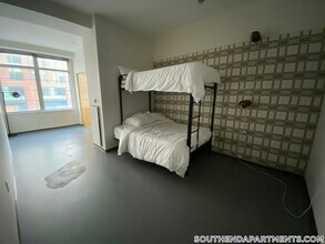 160 E Berkeley St, Unit 309 in Boston, MA - Foto de edificio - Building Photo