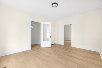 110 N Sheridan St in Kendallville, IN - Building Photo - Building Photo