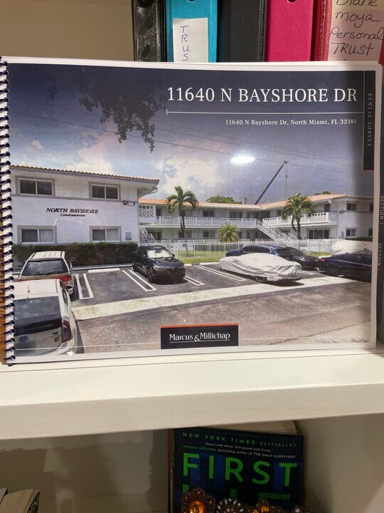 11630-11640 N Bayshore Dr in North Miami, FL - Building Photo