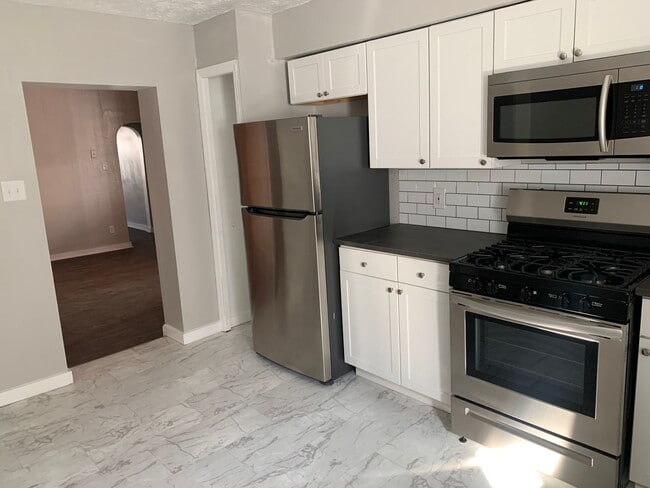 721 Lorenz Ave in Pittsburgh, PA - Building Photo - Building Photo